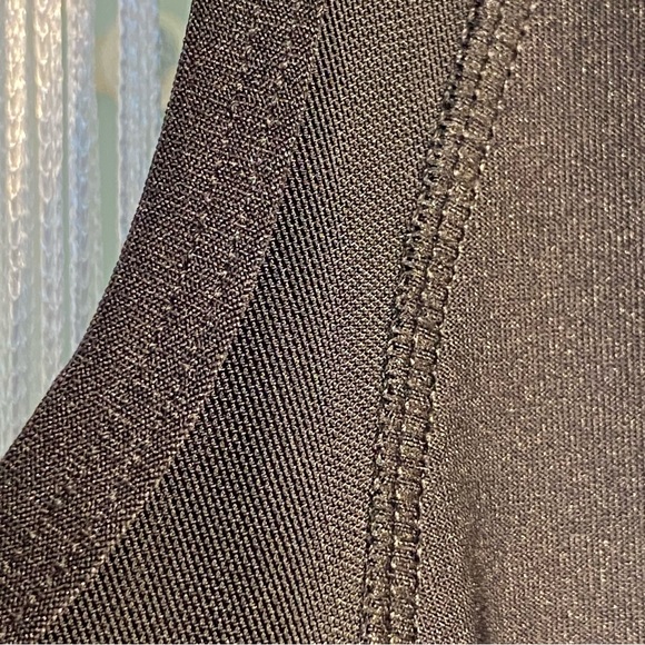 X by Gottex Black Sheer Exercise Top NWT Size Small - Picture 11 of 17